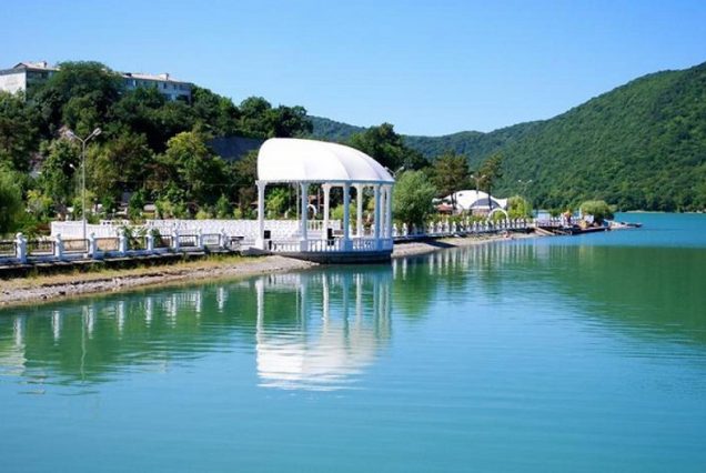 Абрау-Дюрсо